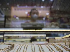 Giá vàng hôm nay ngày 2/11: Vàng nhẫn thủng mốc 89 triệu đồng/lượng