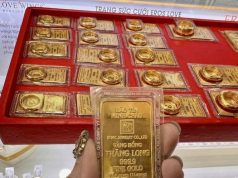 Giá vàng miếng và vàng nhẫn tiếp tục đi xuống